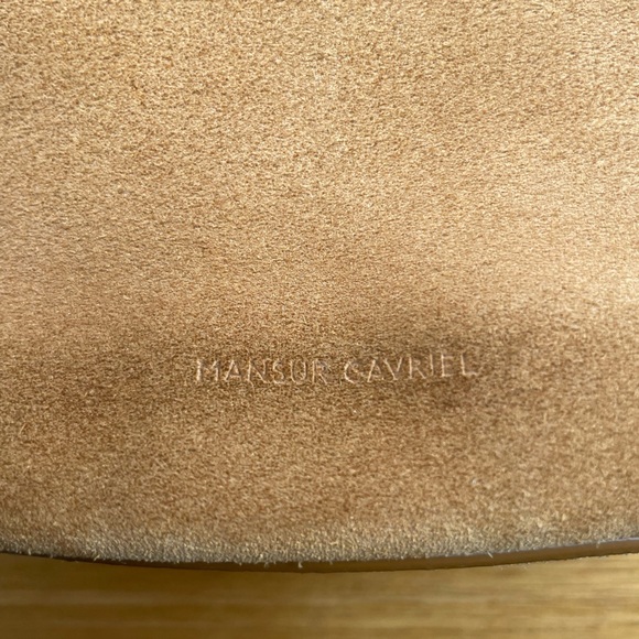 RARE Suede Mansur Gavriel shoulder bag- gorgeous camel color! - Picture 4 of 14